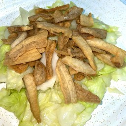 กะหล่ำปลีผัดน้ำปลากากหมู (กับข้าว)