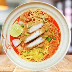 ข้าวซอยไก่ไม่มีกระดูก