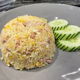 ข้าวผัดหมู