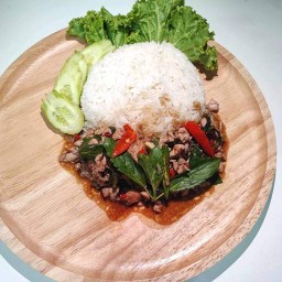 ข้าวกะเพรา (แม่สายทอง) ราม24