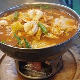 แกงส้มผักรวมกุ้งสด