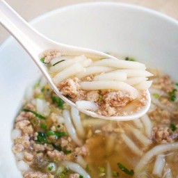 เกี้ยมอี๋หมูน้ำใส