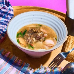 ต้มแซปเนื้อเปื่อย  SPICY  BOILED BEEF SOUP