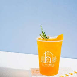 พีซเสาวรสโซดา