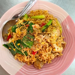 ผัดมาม่า