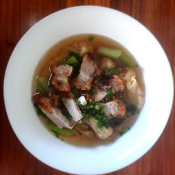 เกี้ยวหมูกรอบ