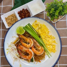 ลำเพย ผัดไทยโบราณ คลองหลวง