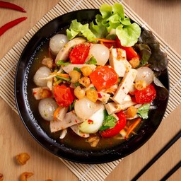 ยำลำไยหมูยอไข่แดง