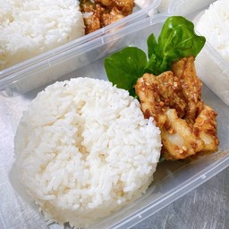 ทอดกระเทียมราดข้าว