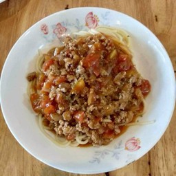 สปาเก็ตตี้ซอสมะเขือเทศหมูสับ[จัดส่ง]