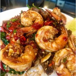 อาหารตามสั่ง แม่น้องเนย