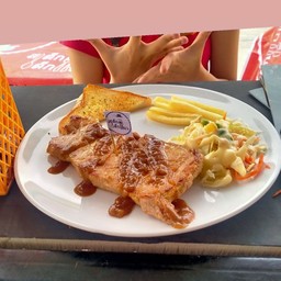 สเต็กหมูซอสบาร์บีคิว