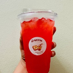 น้ำแดงโซดามะนาว