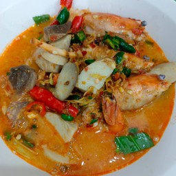 บะหมี่ต้มยำกุ้งน้ำข้น