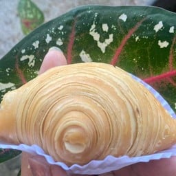 Curry Puff บ้านปุณญ์ณิดา Curry Puff บ้านปุณญ์ณิดา