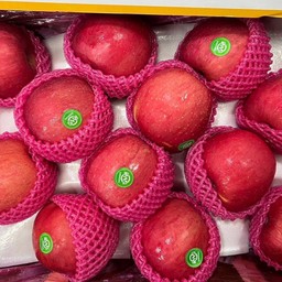 แอปเปิ้ลฟูจินำเข้า (1ลูก )ไม่ปอก