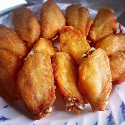 ปีกกลางทอด 6 ชิ้น