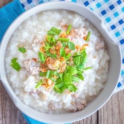 ข้าวต้มหมูสับ