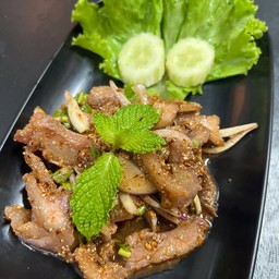 น้ำตกหมู