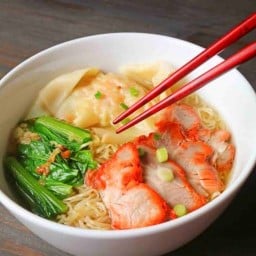 บะหมี่เกี๊ยวอาม่า กระเพาะปลาน้ำแดงอาม่า สาขาบางขุนนนท์ บางขุนนนท์