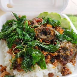 จ้ำม่ำ ( ผลไม้พร้อมทาน & ตามสั่ง ) ห้วยยายพรม นาพร้าว