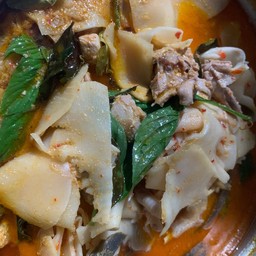 ลูกชิ้นทอด น้ำจิ้มรสเด็ด หมู่บ้านพฤกษา67 เลขที่220