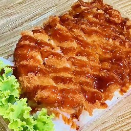 ข้าวไก่ทงคัตสึ + ซอสพริกโคชูจัง