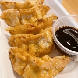 เกี๊ยวซ่า (5 ชิ้น)