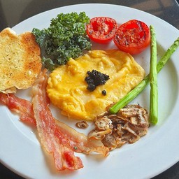 BLACK Truffle Breakfast (แบล็คทรัฟเฟิลอาหารเช้า)