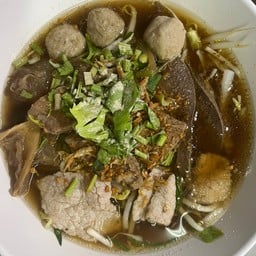 เกาเหลาเนื้อรวม(พิเศษ)