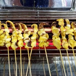 หมึกย่างบางราวนก ตลาดบางราวนก