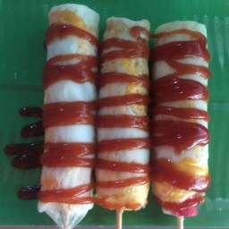 ไข่ตุ๋นทรงเครื่อง by ยูโร ตลาดแก่งเสี้ยน