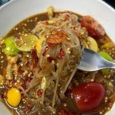 ตำเส้นเล็กหมูยอน้ำปลาร้านัวๆจ้า