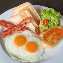 Breakfast Club (ชุดอาหารเช้า)