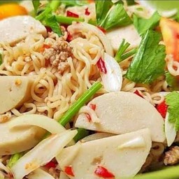 ข้าวผัด นายชิน & ยำ แซ่บ เวอร์