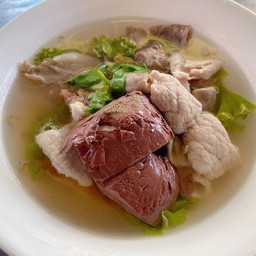 ต้มเลือดหมูพิเศษ