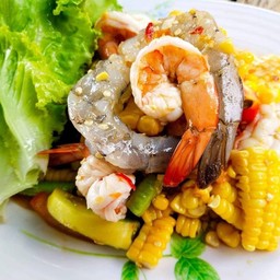 ตำข้าวโพดกุ้งสองสี
