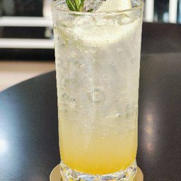 ยูซุซ่าส์