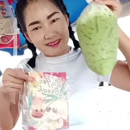 โอเลี้ยง