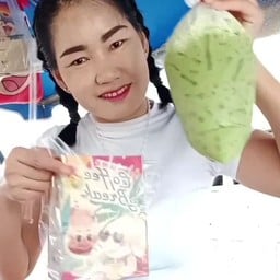 นมเขียว (นมเย็นน้ำเขียวเฮลบลูบอย)