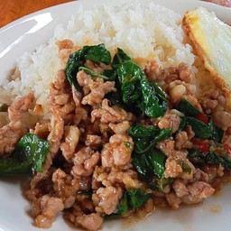 ผัดกระเพราหมูสับ