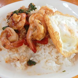 ผัดกระเพรากุ้ง