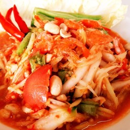 ส้มตำไทยใส่ปู
