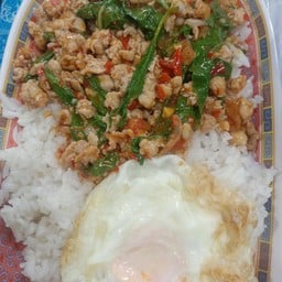 สุนีย์อาหารตามสั่ง ก๋วยเตี๋ยว