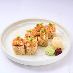 สไปซี่แซลมอน โรล