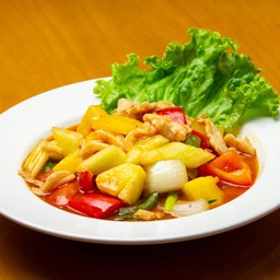 ผัดเปรี้ยวหวานหมู-ไก่