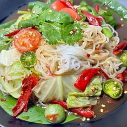 Khanom Jeen With Jaew Sauce