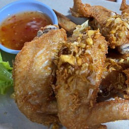 ปีกไก่ทอด