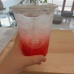 สตรอเบอร์รี่โซดา