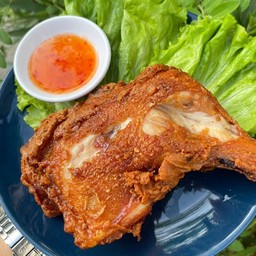น่องสะโพกไก่ทอด